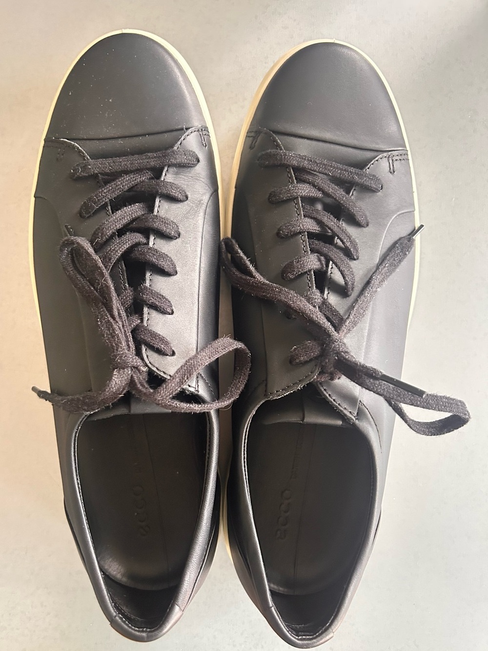 Ecco Black Leather Lace-Up Sneakers with Cream Outsole